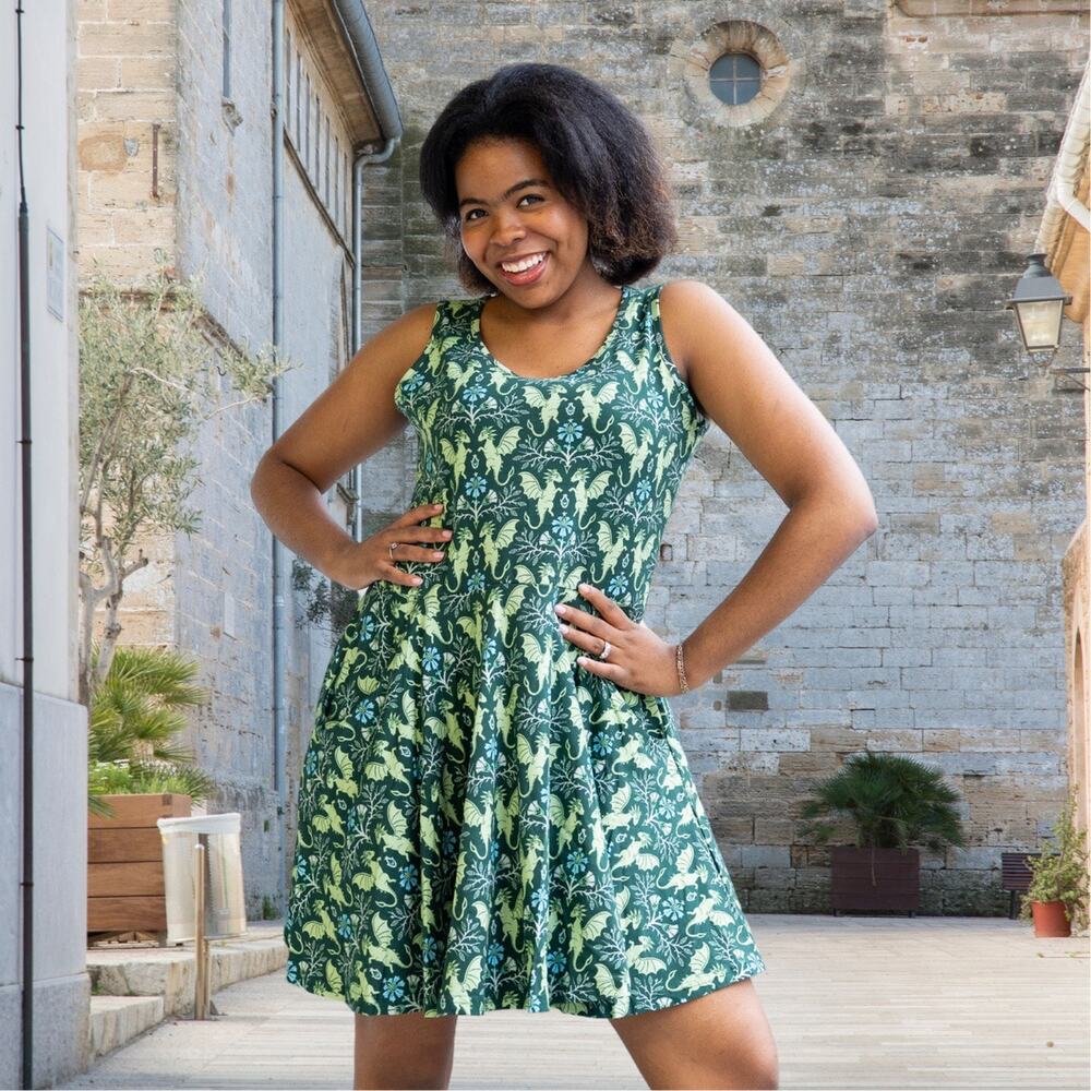 SVAHA Dragons Skater Dress Shades of Green Size 4XL EUC Sleeveless Pockets